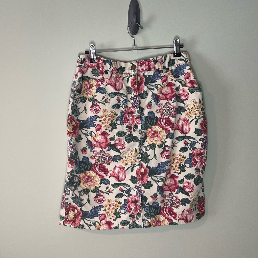 NWOT Denim Floral Skirt | Gotcha Covered | Size 12